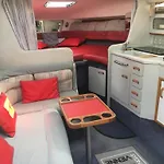 Insolite Dans Le Vieil Appartement Antibes