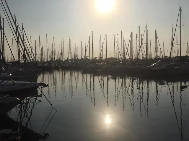 Lägenhet Insolite Dans Le Vieil Antibes